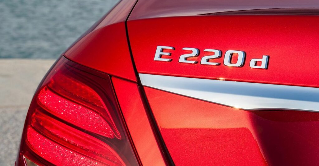 Mercedes-Benz-E-Class-nej-svolavacky