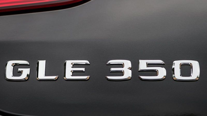 Mercedes-Benz-GLE-svolavaci-akce