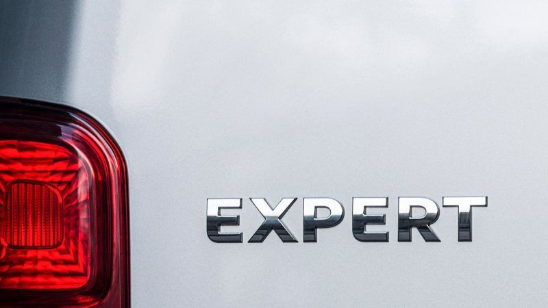 Peugeot-Expert-svolavaci-akce