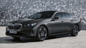BMW-5-Series-2024-isofix