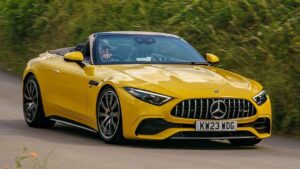 Mercedes-Benz-SL-2023-pojistka-pozar
