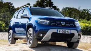 Dacia-Duster-2022-zaclonovy-airbag