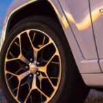 Jeep-Grand-Cherokee-kolo-muze-upadnout