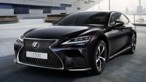 Lexus-LS-2022-kamera-selhani