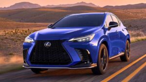 Lexus-NX-2022-kamera-selhani