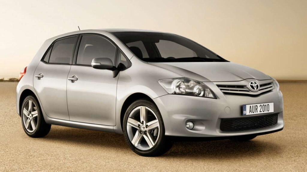 Toyota-Auris-2010-ridic-airbag-takata