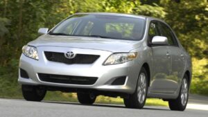 Toyota-Corolla-2010-ridic-airbag-takata