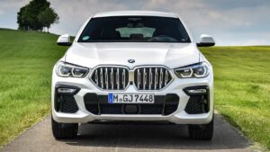 BMW-X6-2018-2020-motor-pozar
