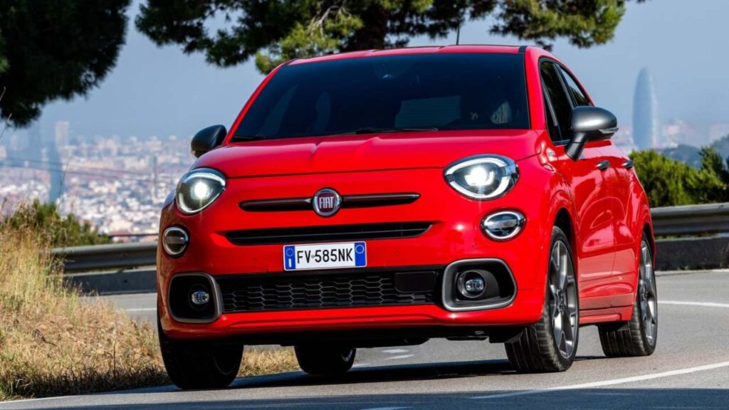 Fiat-500X-2023-2024-brzdy-havarie