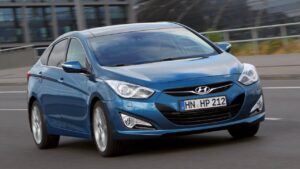 Hyundai-i40-brzdy-pozar