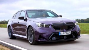 BMW-M5-2024-rizeni