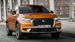 DS-7-Crossback-2022-2023-podvozek-zraneni