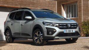 Dacia-Jogger-2024-podvozek-havarie