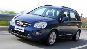 Kia-Carens-brzdova-kapalina-pozar