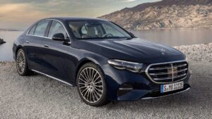 Mercedes-Benz-E-Class-2024-podvozek-havarie