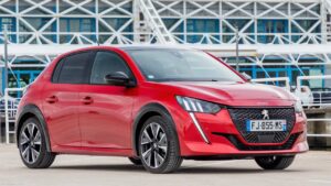 Peugeot-208-2022-2023-elektronika-havarie