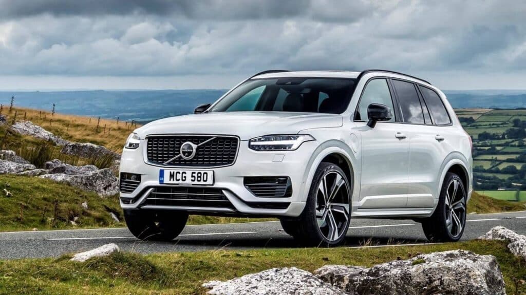 Volvo-XC90-2020-2022-baterie-pozar