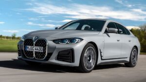 BMW-4-Series-2023-2025-elektonika-pozar