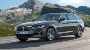 BMW-5-Series-2023-2025-elektronika-pozar