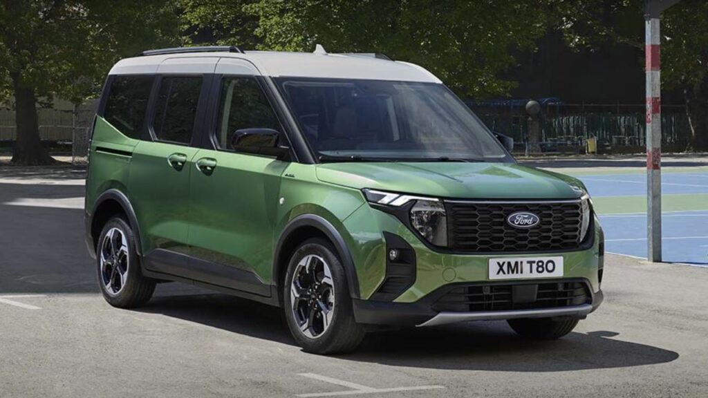 Ford-tourneo-courier-2021-2024-palivo-pozar