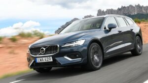 Volvo-V60-2019-2025-brzdy-havarie
