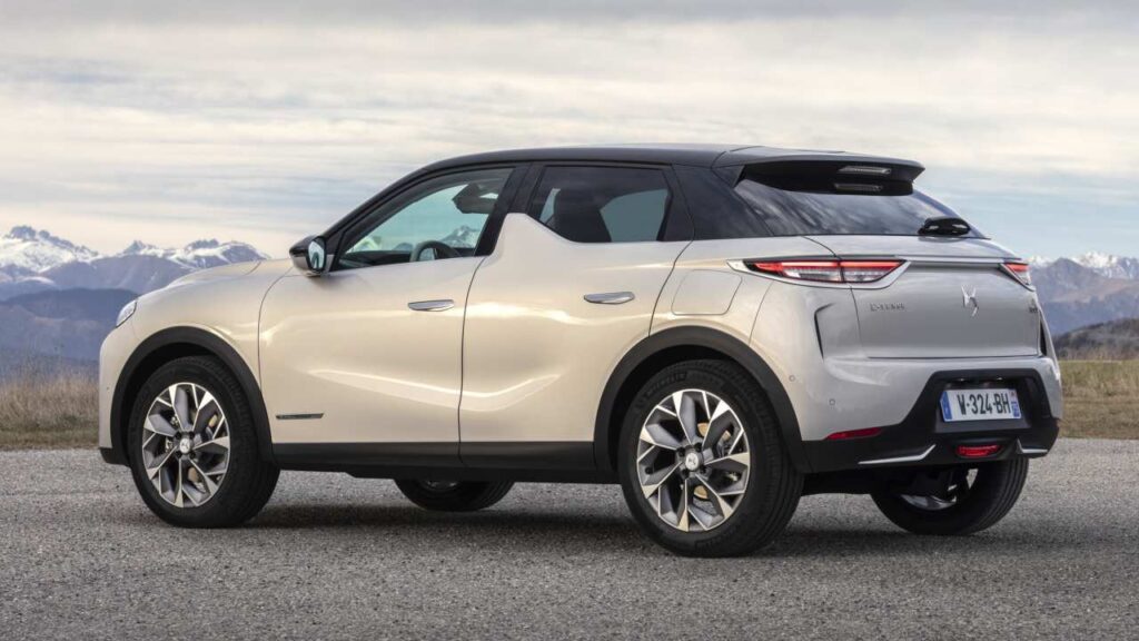 ds3-crossback-bluehdi-selhani