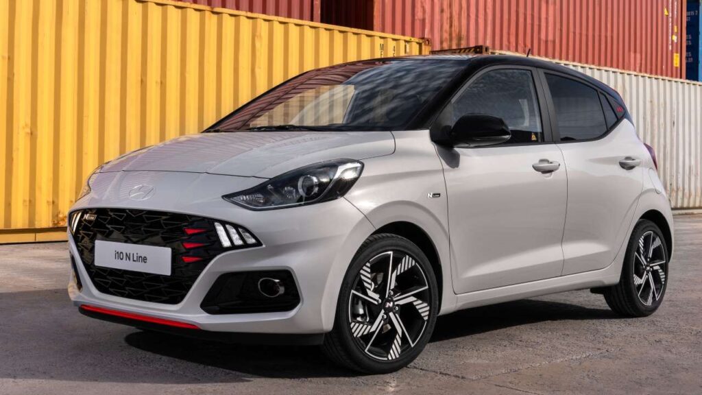Hyundai-i10-2024-2025-palivo-pozar